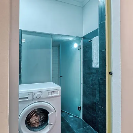 Porta Da Muralha De 1375 アパート