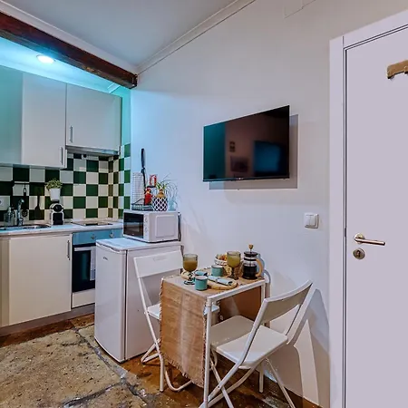 Porta Da Muralha De 1375 Lägenhet Lisboa