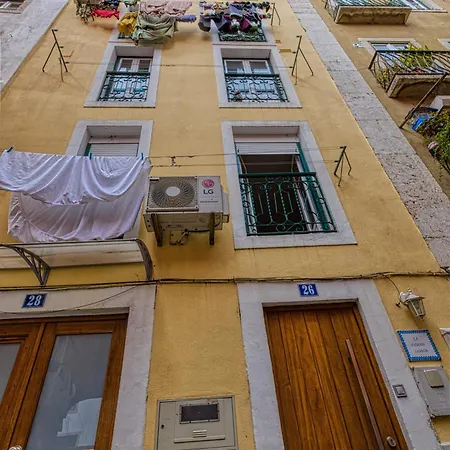 Apartamento Porta Da Muralha De 1375